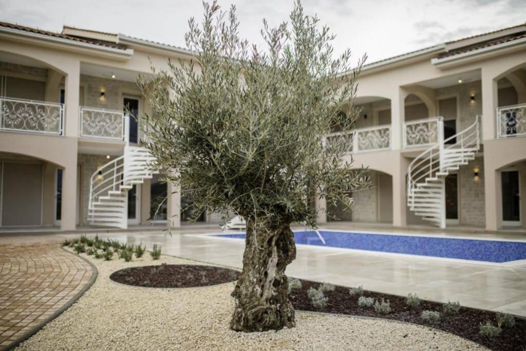 Villa Luka Lopar Ngoại thất bức ảnh