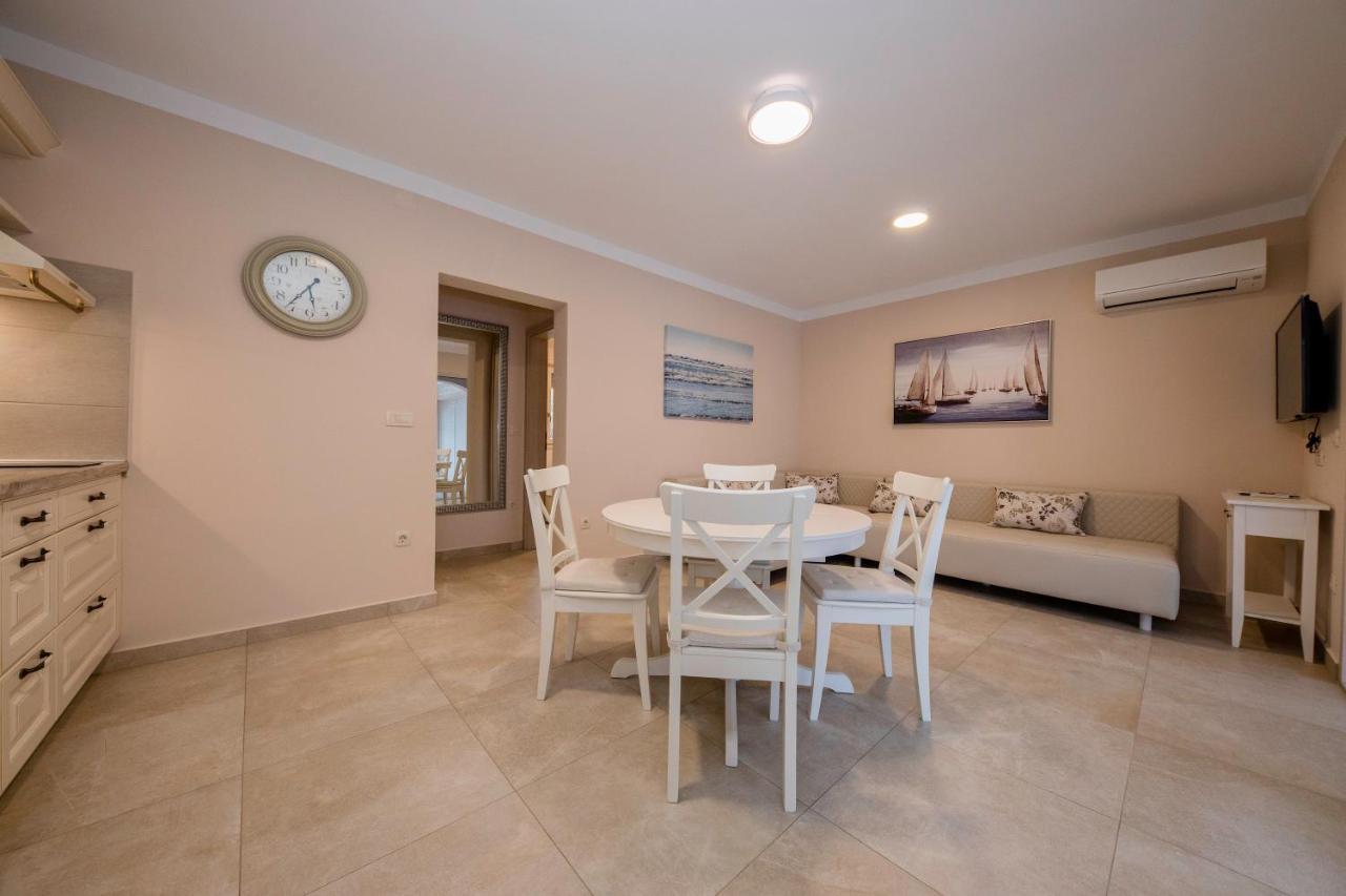 Villa Luka Lopar Ngoại thất bức ảnh