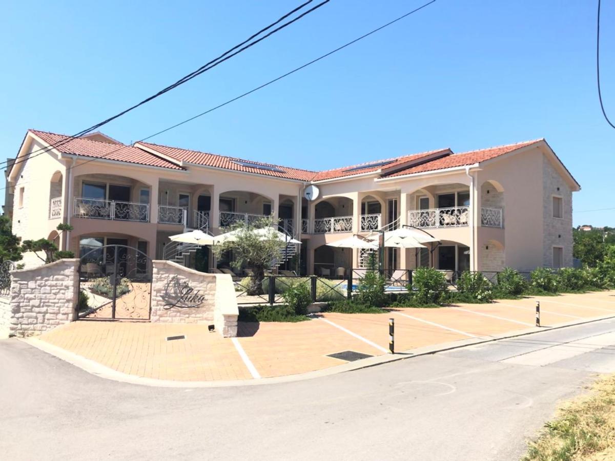 Villa Luka Lopar Ngoại thất bức ảnh