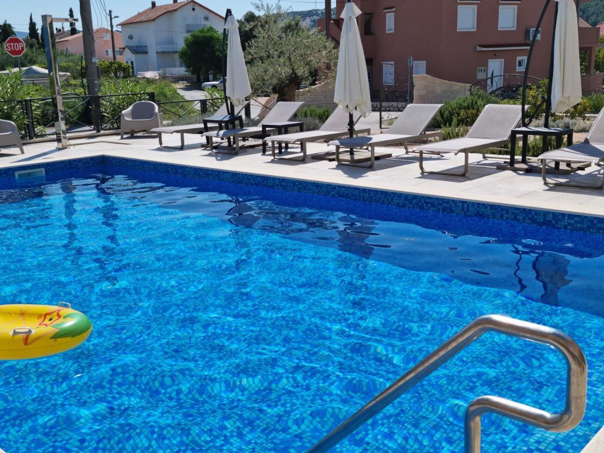 Villa Luka Lopar Ngoại thất bức ảnh