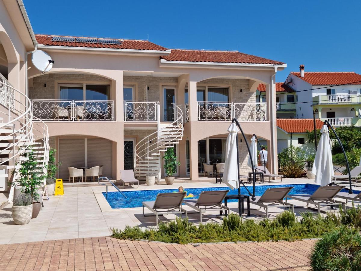 Villa Luka Lopar Ngoại thất bức ảnh
