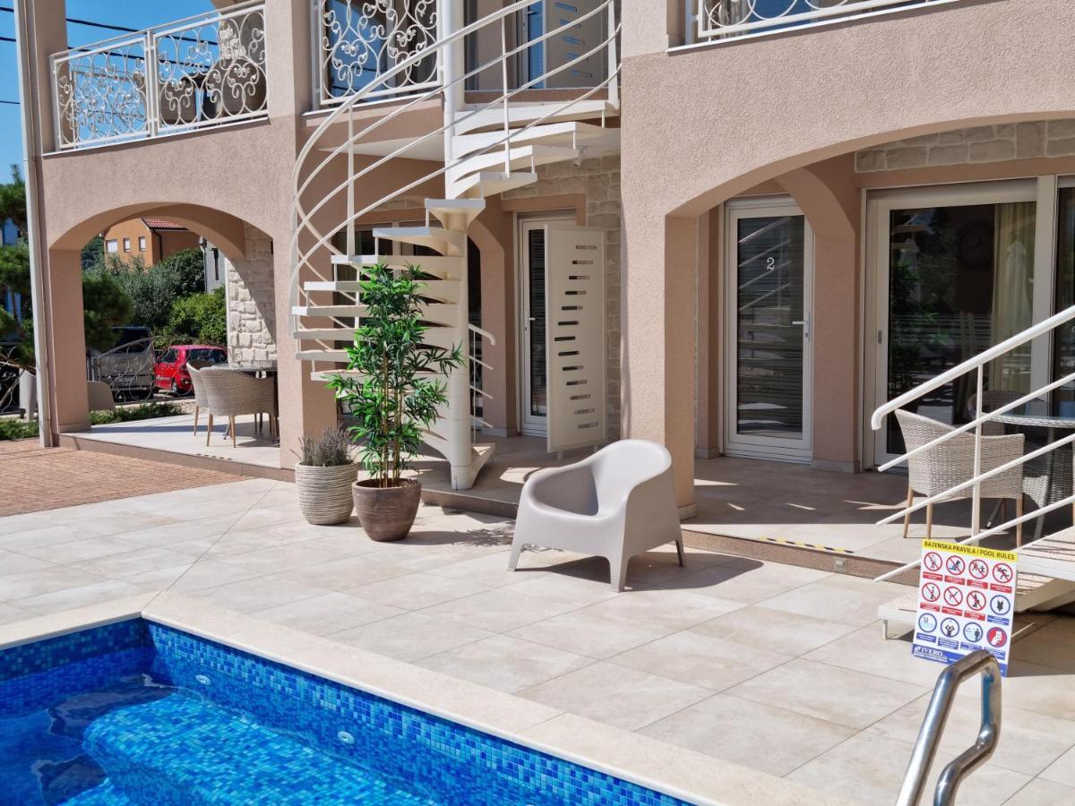 Villa Luka Lopar Ngoại thất bức ảnh