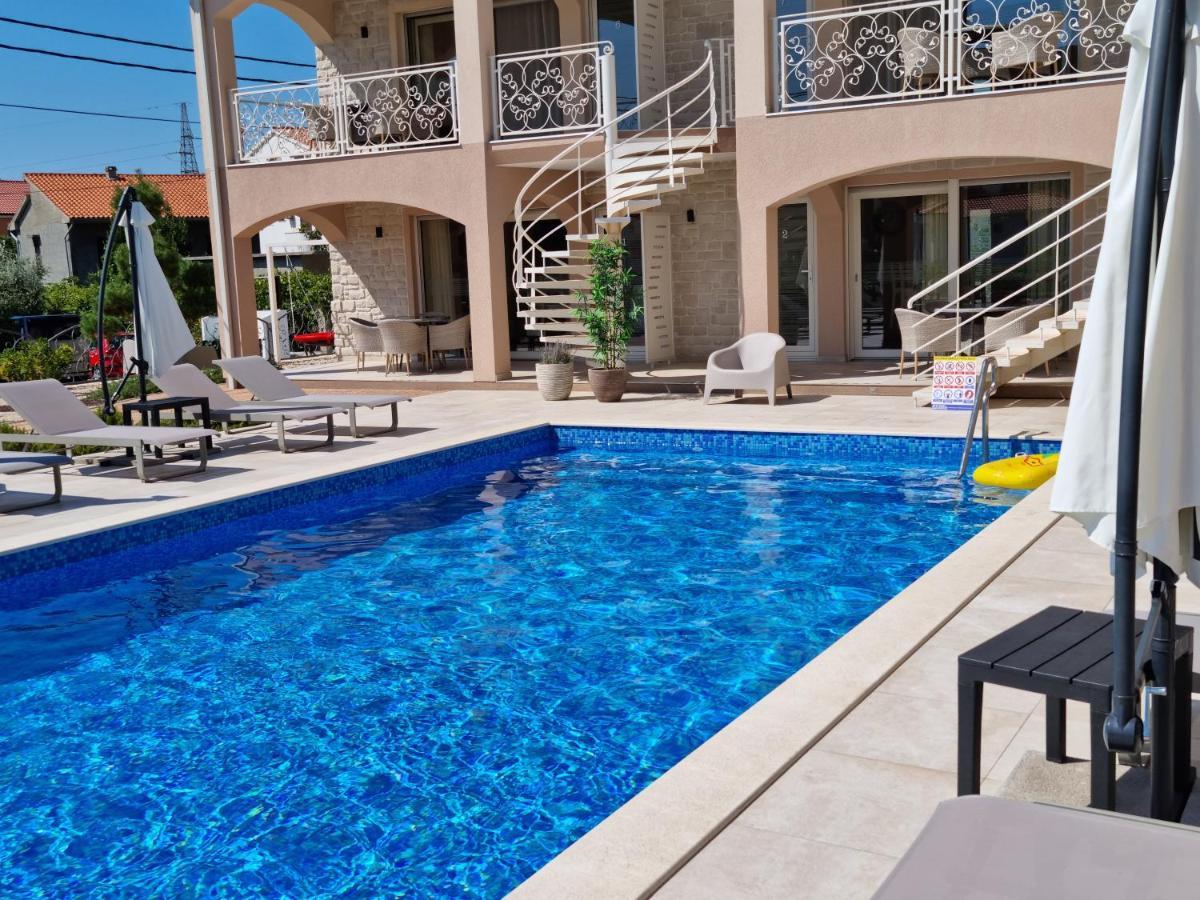 Villa Luka Lopar Ngoại thất bức ảnh